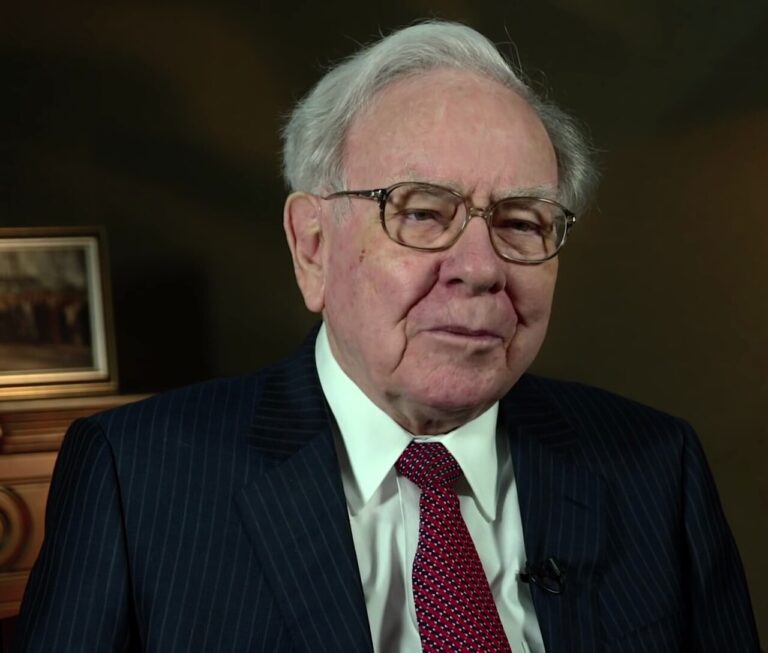 Warren Buffett Mundur dari Kursi Chairman Berkshire Hathaway: “Father Time Always Wins”